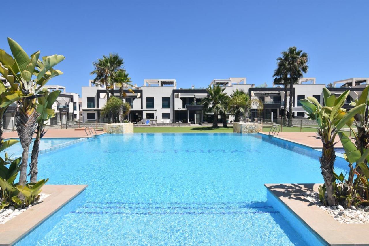 Oasis Beach Orihuela Exterior photo