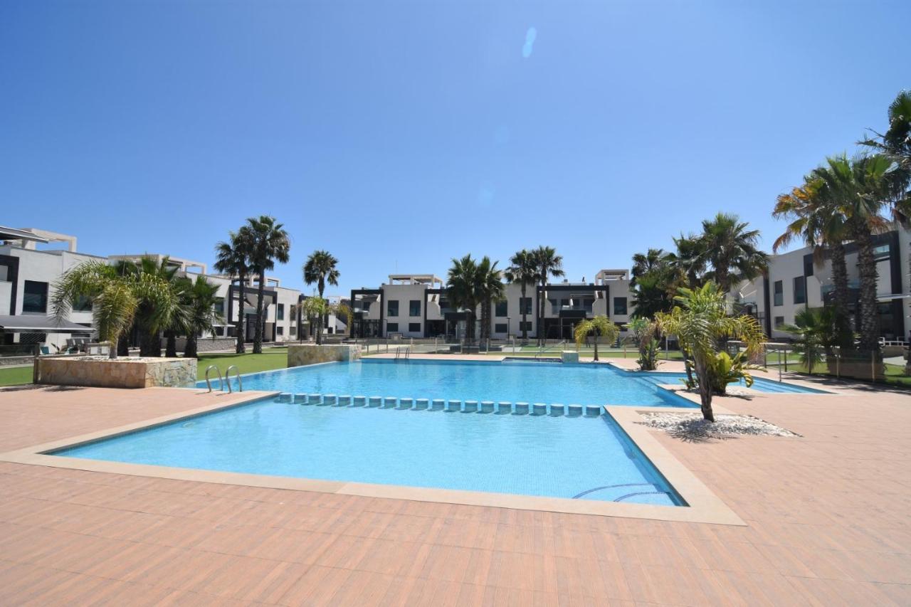Oasis Beach Orihuela Exterior photo