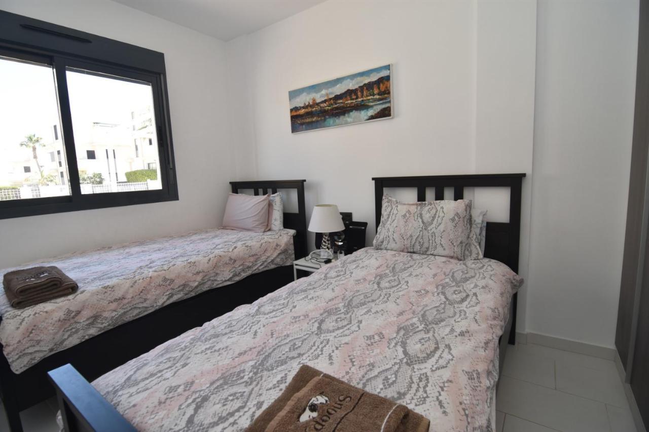 Oasis Beach Orihuela Exterior photo