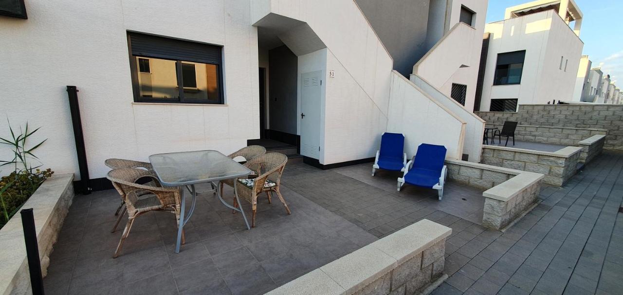 Oasis Beach Orihuela Exterior photo